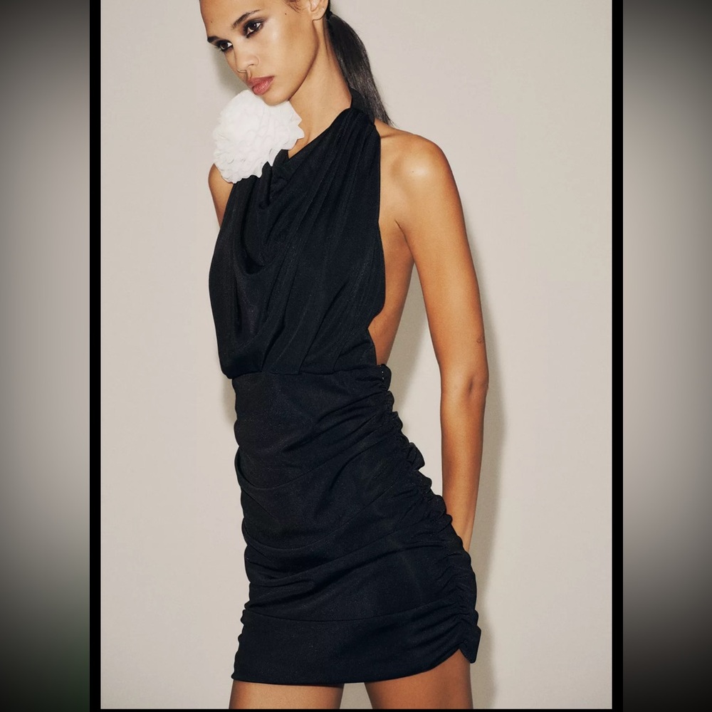 Zara limited edition halter mini dress with appliqué flower